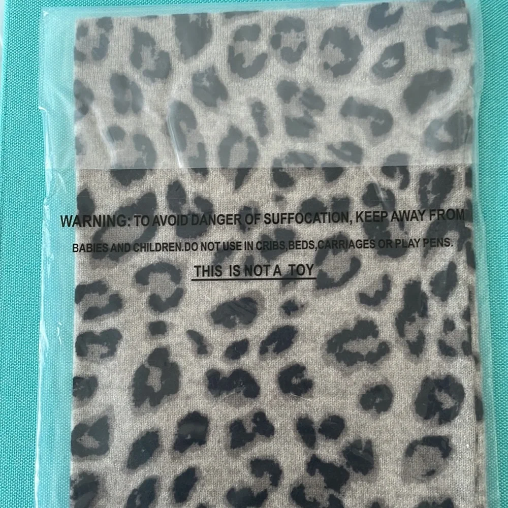Cashmere Cheetah Gautier Facemask